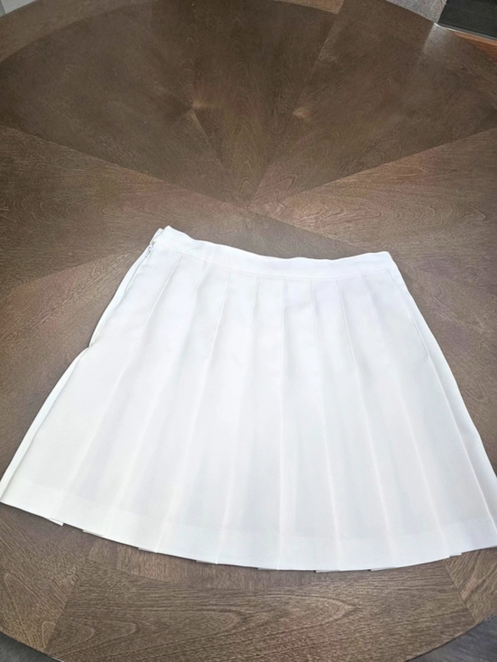 Reebok 90s Vintage Pleated Athletic Skirt in White Size 8 Medium Like New